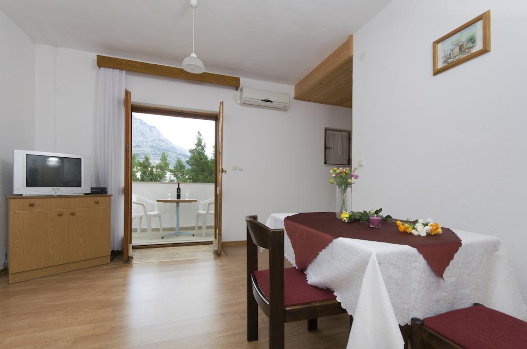 Apartments Ana Baška Voda Eksteriør billede