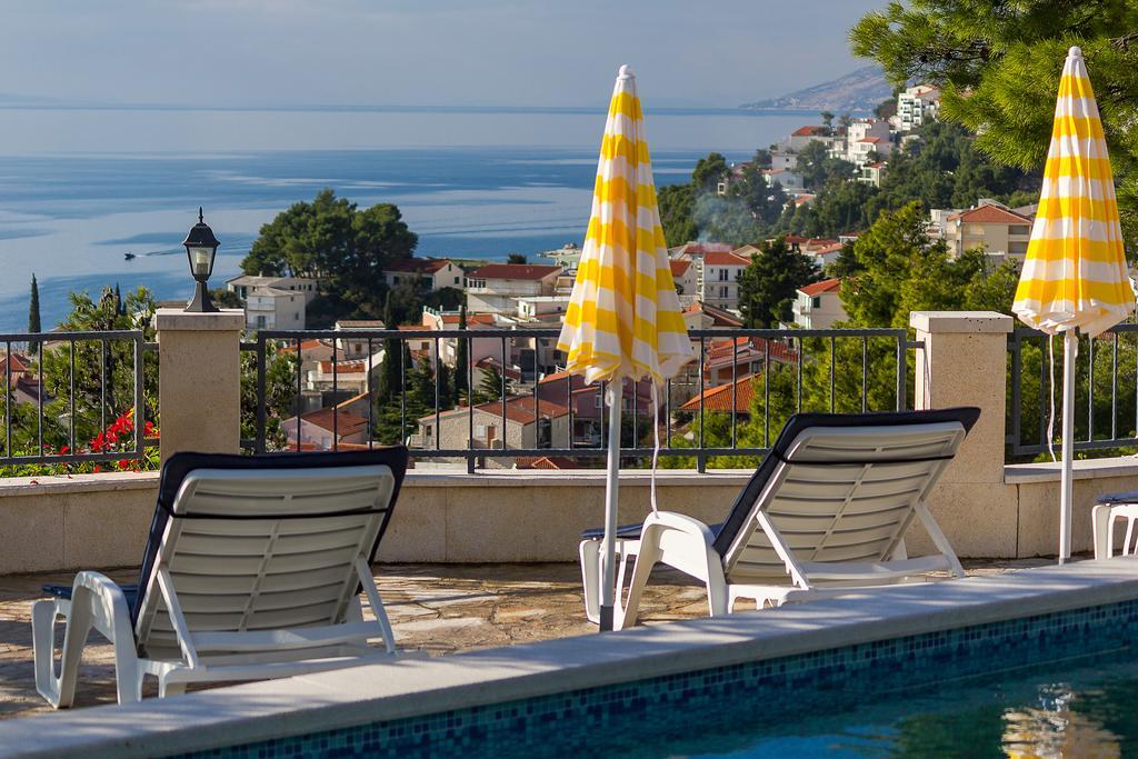 Apartments Ana Baška Voda Eksteriør billede