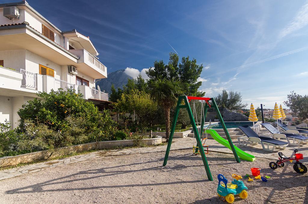 Apartments Ana Baška Voda Eksteriør billede