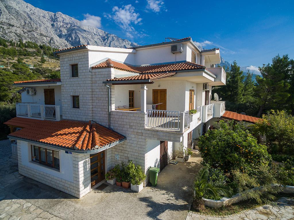 Apartments Ana Baška Voda Eksteriør billede